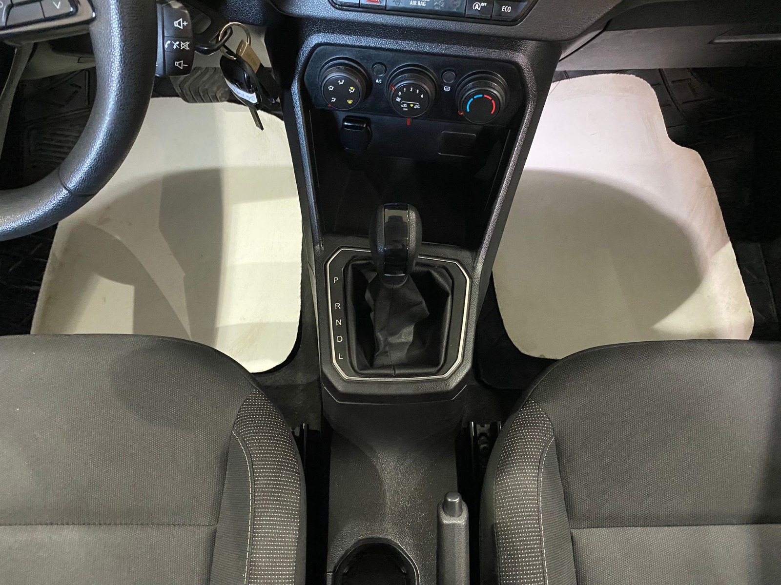 2022 Benzin Otomatik Renault Taliant Beyaz Gürel Tasarım Aksesuar Otomotiv San. Tic. Ltd. Şti.