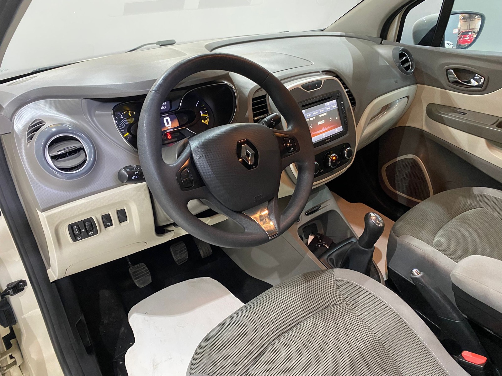 2013 Dizel Manuel Renault Captur Bej Gürel Tasarım Aksesuar Otomotiv San. Tic. Ltd. Şti.