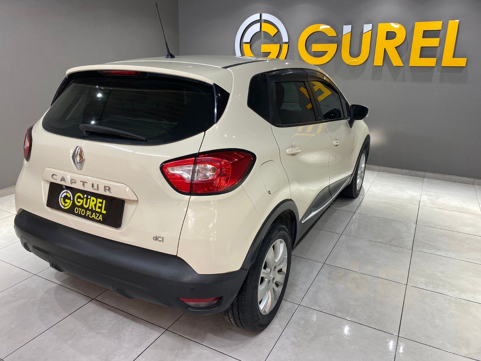 2013 Dizel Manuel Renault Captur Bej Gürel Tasarım Aksesuar Otomotiv San. Tic. Ltd. Şti.