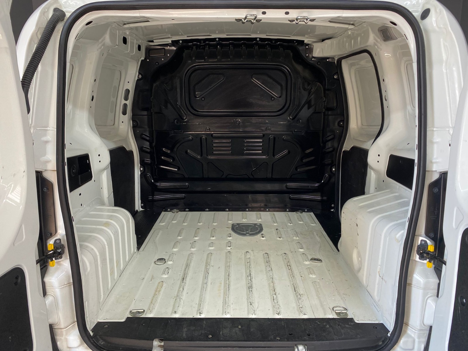 2023 Dizel Manuel Fiat Fiorino Beyaz Gürel Tasarım Aksesuar Otomotiv San. Tic. Ltd. Şti.