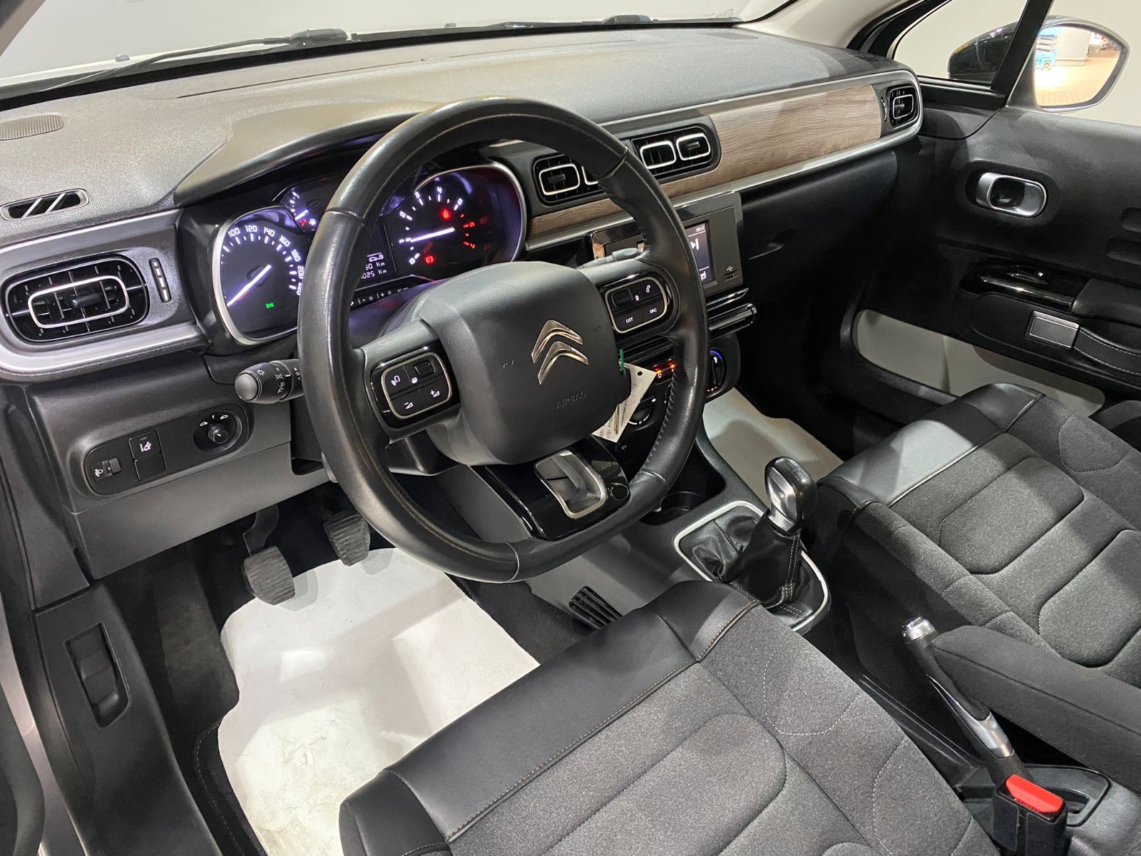 2023 Benzin Manuel Citroen C3 Gri Gürel Tasarım Aksesuar Otomotiv San. Tic. Ltd. Şti.