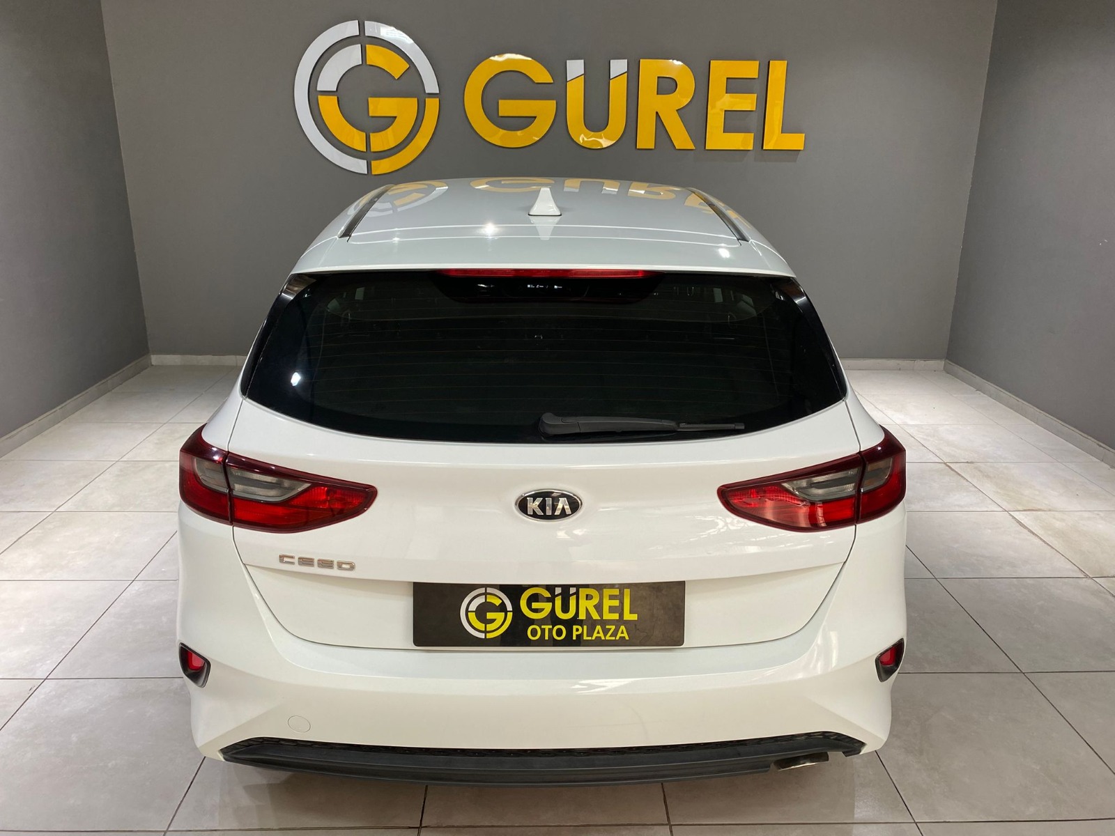 2020 Benzin Manuel Kia Cee'd Beyaz Gürel Tasarım Aksesuar Otomotiv San. Tic. Ltd. Şti.