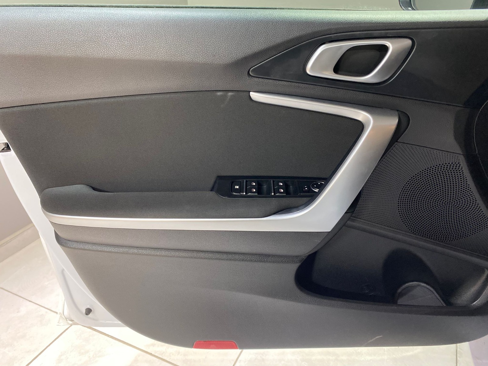 2020 Benzin Manuel Kia Cee'd Beyaz Gürel Tasarım Aksesuar Otomotiv San. Tic. Ltd. Şti.