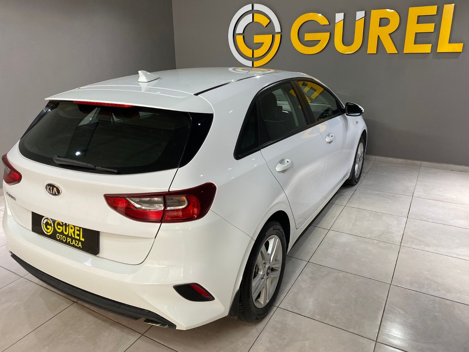 2020 Benzin Manuel Kia Cee'd Beyaz Gürel Tasarım Aksesuar Otomotiv San. Tic. Ltd. Şti.