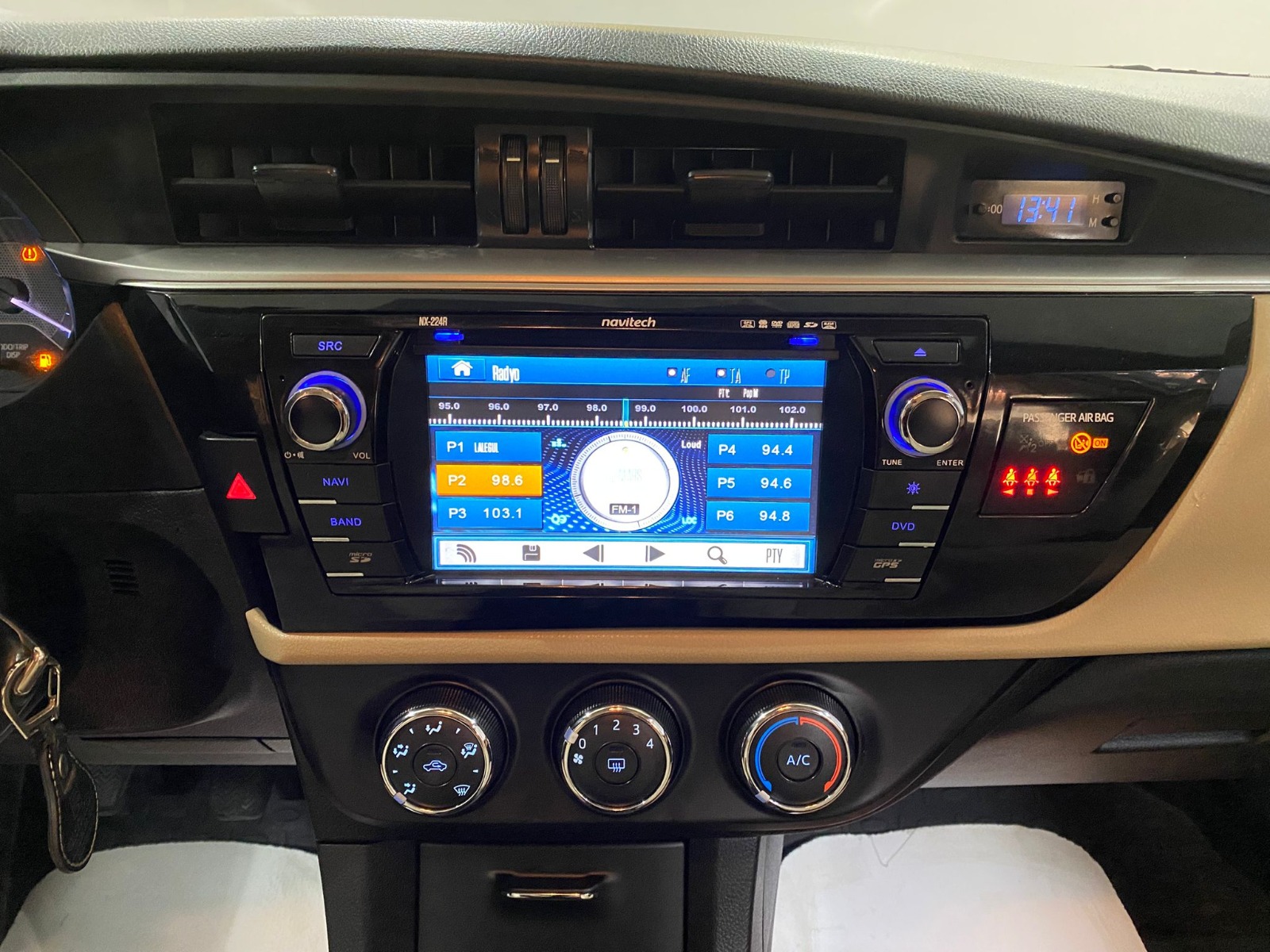 2015 Benzin Manuel Toyota Corolla Gri Gürel Tasarım Aksesuar Otomotiv San. Tic. Ltd. Şti.