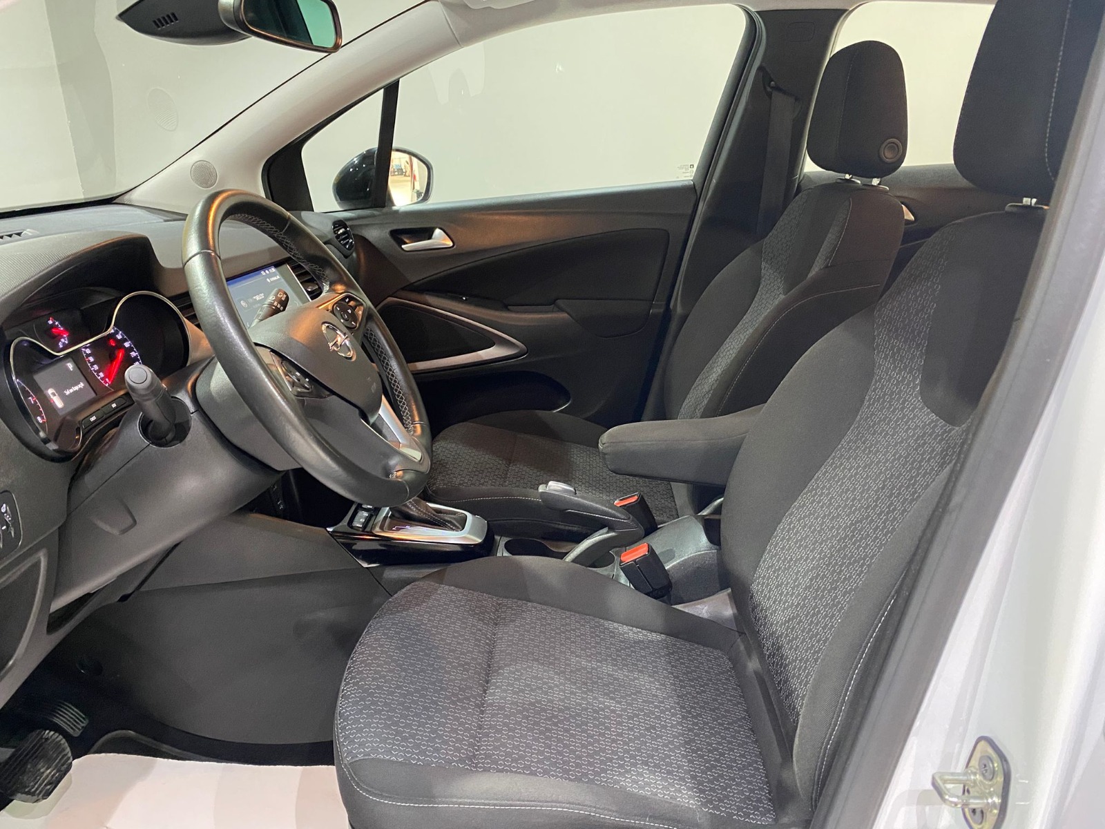 2024 Benzin Otomatik Opel Crossland Beyaz Gürel Tasarım Aksesuar Otomotiv San. Tic. Ltd. Şti.
