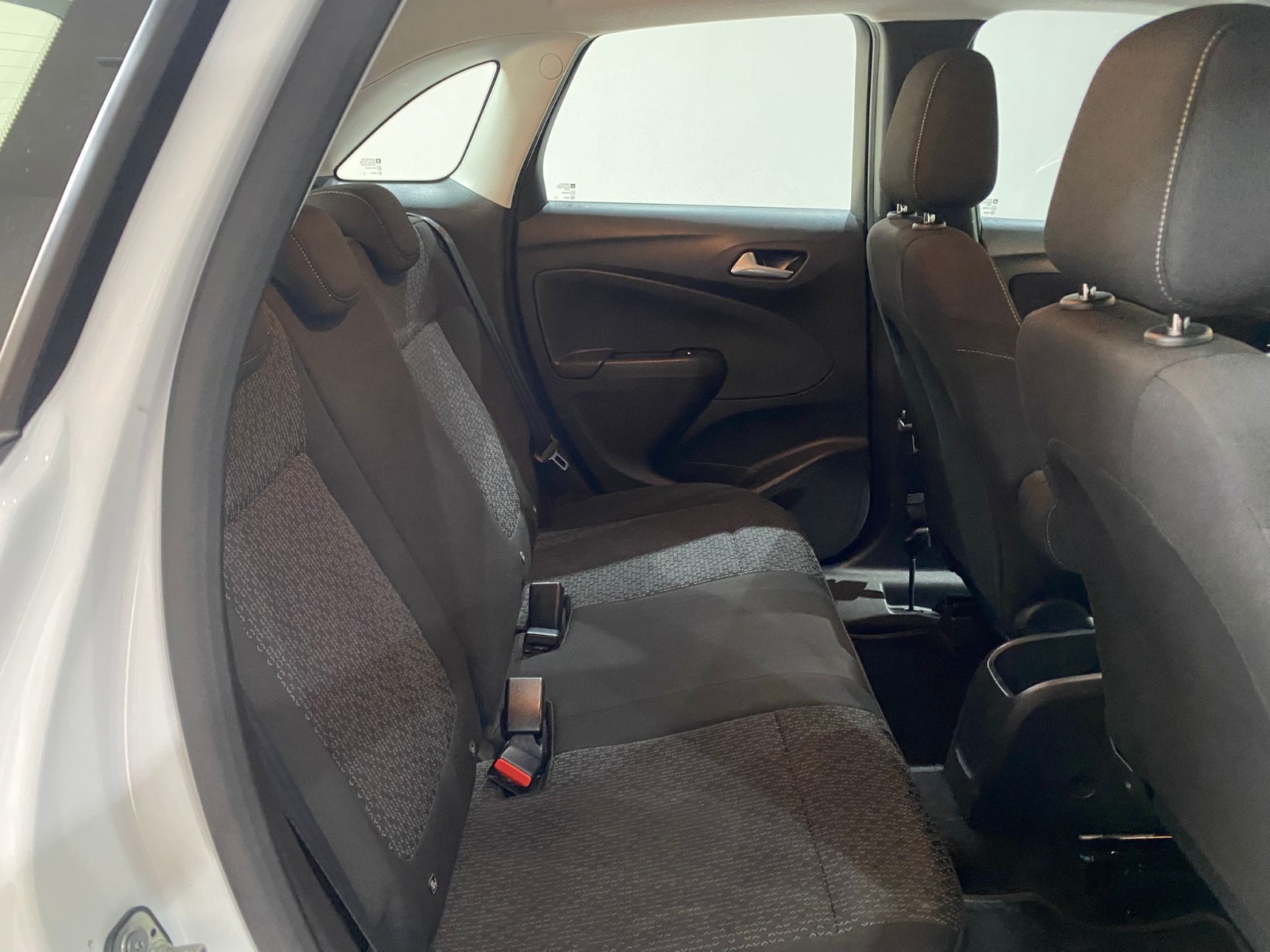 2024 Benzin Otomatik Opel Crossland Beyaz Gürel Tasarım Aksesuar Otomotiv San. Tic. Ltd. Şti.