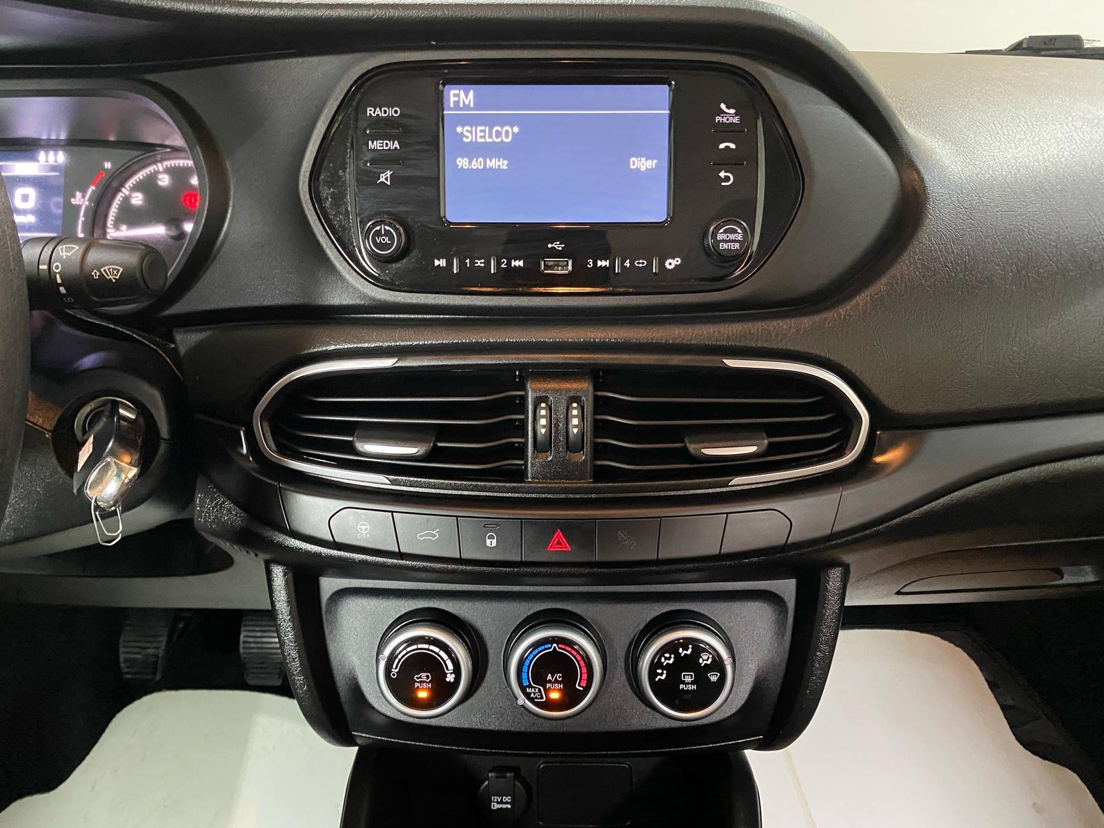 2024 Benzin Manuel Fiat Egea Mavi Gürel Tasarım Aksesuar Otomotiv San. Tic. Ltd. Şti.