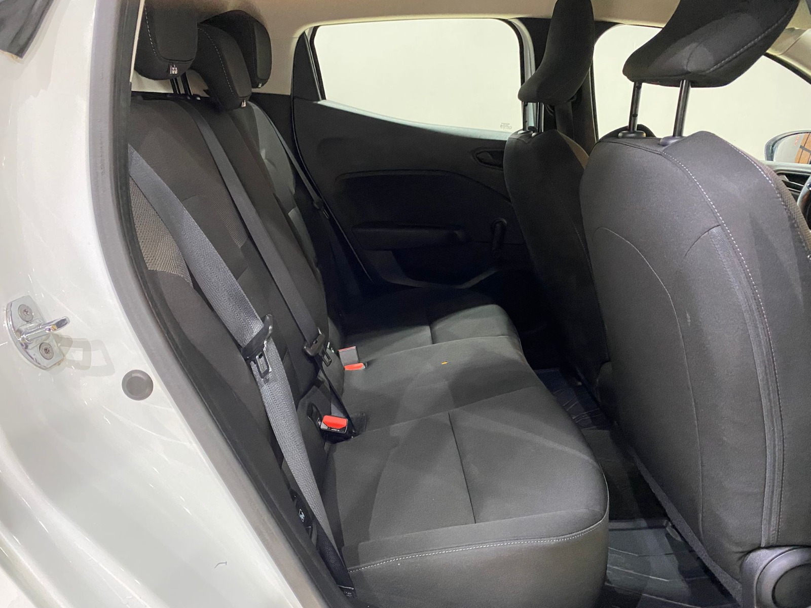 2022 Benzin Manuel Renault Clio Beyaz Gürel Tasarım Aksesuar Otomotiv San. Tic. Ltd. Şti.