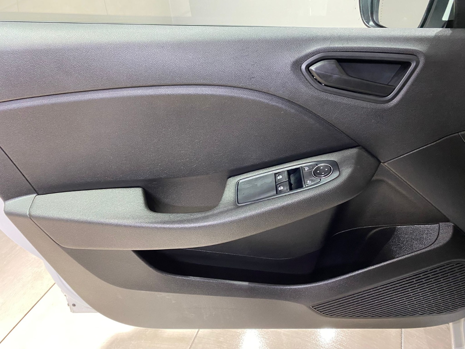 2022 Benzin Manuel Renault Clio Beyaz Gürel Tasarım Aksesuar Otomotiv San. Tic. Ltd. Şti.