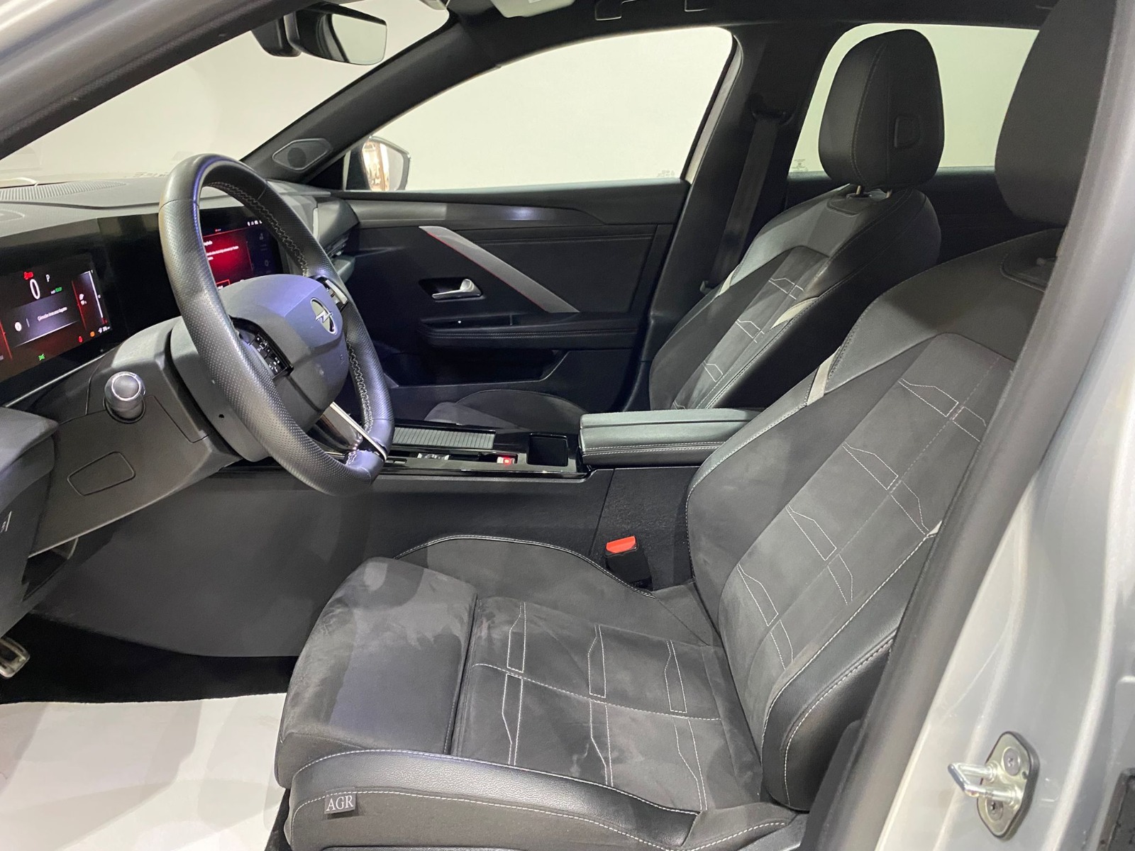 2024 Elektrik Otomatik Opel Astra-e Gümüş Gri Gürel Tasarım Aksesuar Otomotiv San. Tic. Ltd. Şti.