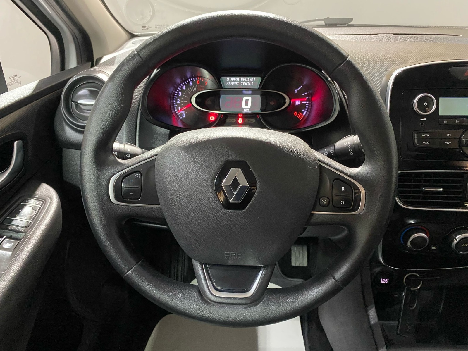 2019 Benzin Manuel Renault Clio Beyaz Gürel Tasarım Aksesuar Otomotiv San. Tic. Ltd. Şti.