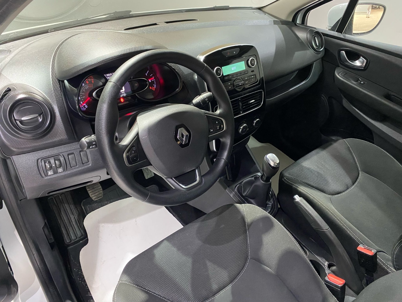 2019 Benzin Manuel Renault Clio Beyaz Gürel Tasarım Aksesuar Otomotiv San. Tic. Ltd. Şti.