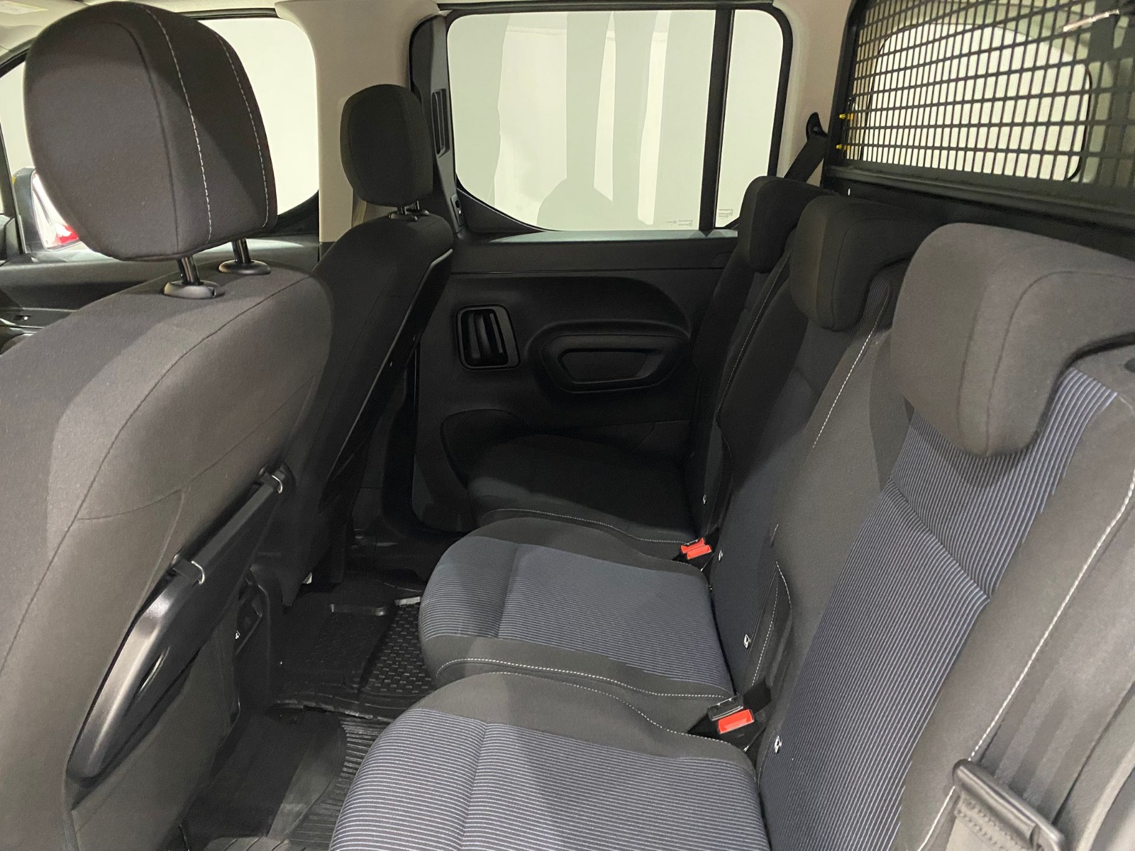 2025 Dizel Otomatik Fiat Doblo Combi Beyaz Gürel Tasarım Aksesuar Otomotiv San. Tic. Ltd. Şti.
