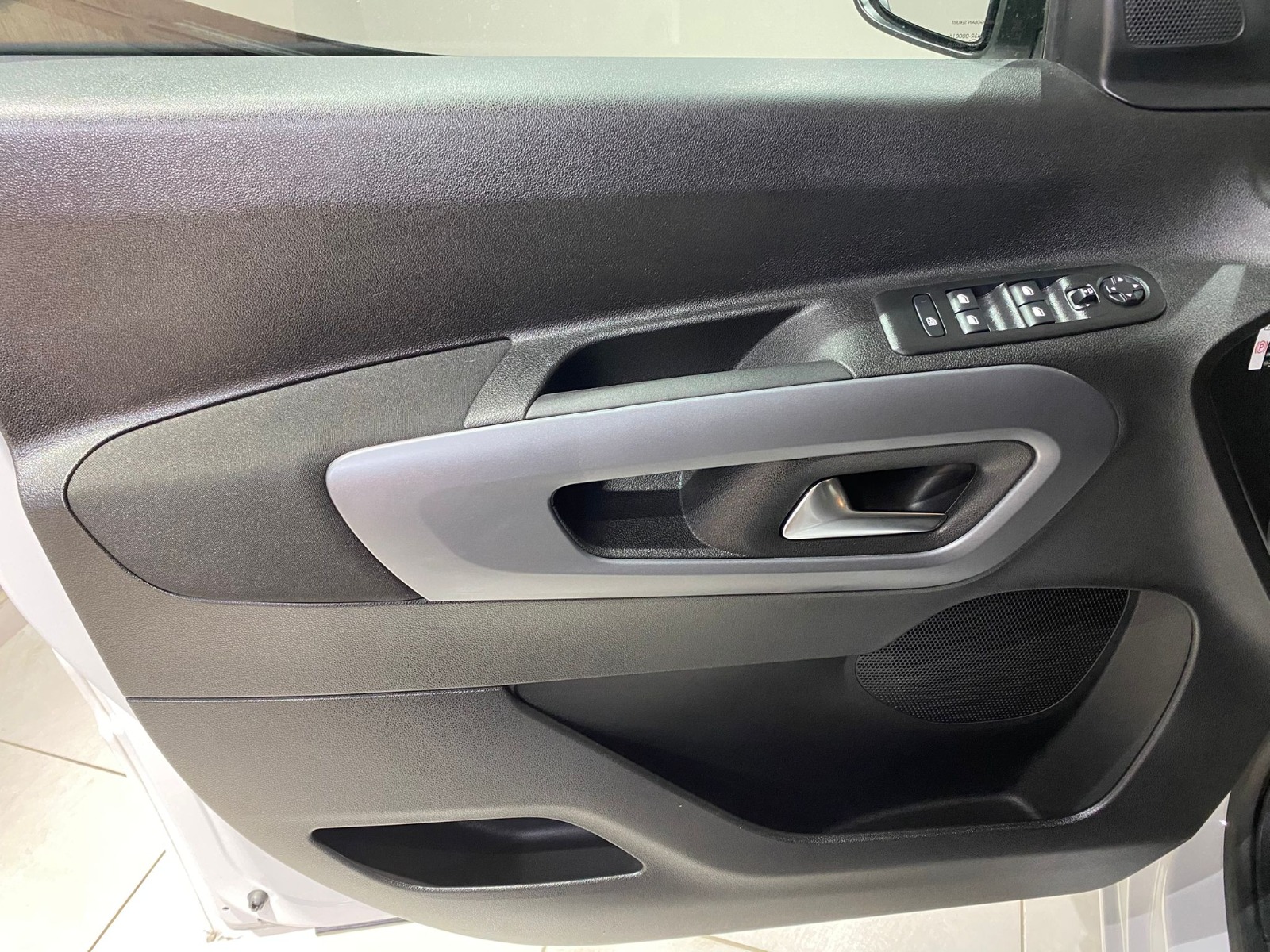 2025 Dizel Otomatik Fiat Doblo Combi Beyaz Gürel Tasarım Aksesuar Otomotiv San. Tic. Ltd. Şti.