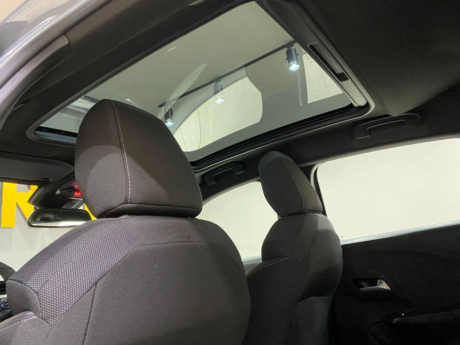2025 Hybrid Otomatik Opel  Corsa  Gri Gürel Tasarım Aksesuar Otomotiv San. Tic. Ltd. Şti.
