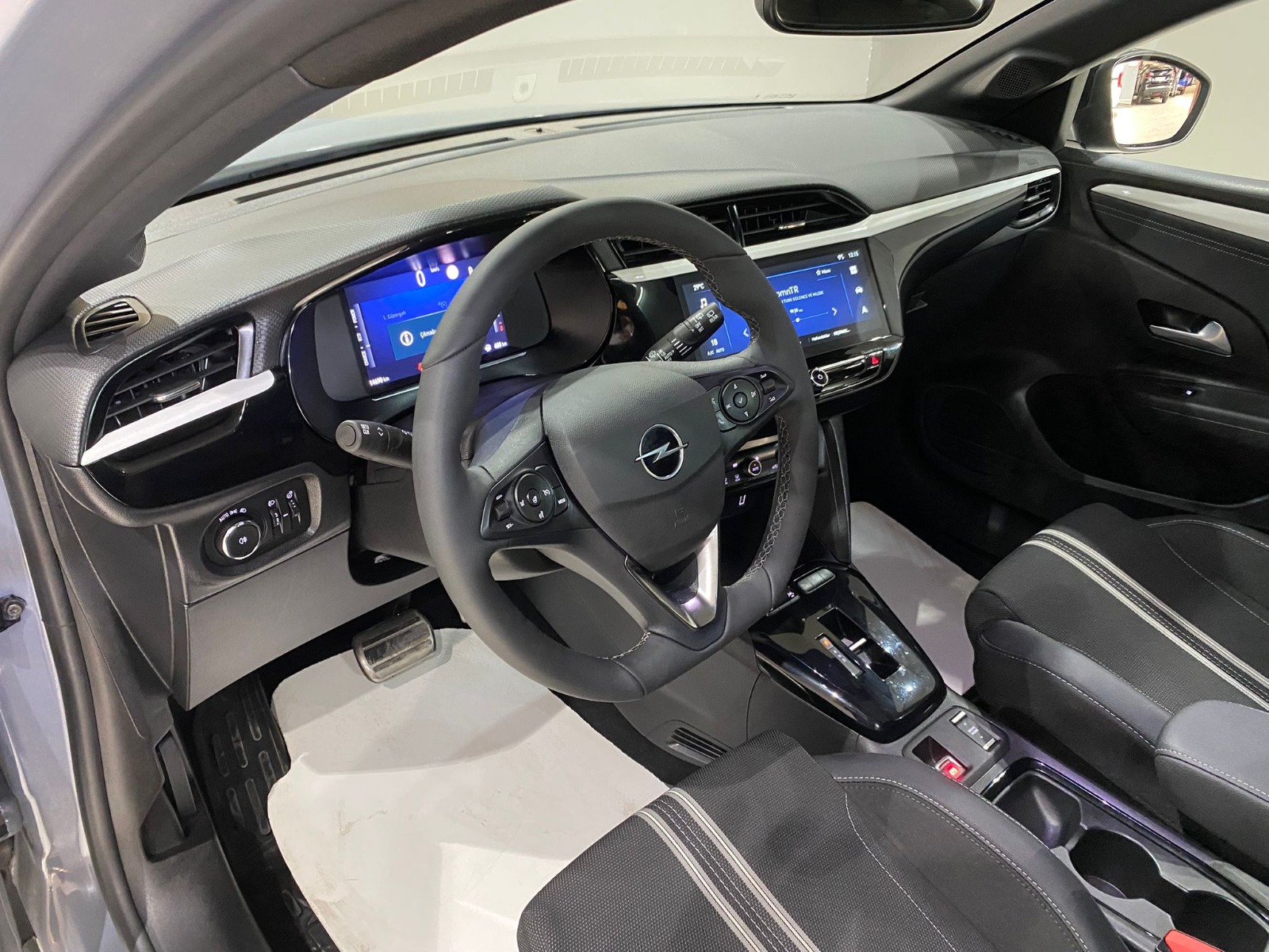 2025 Hybrid Otomatik Opel  Corsa  Gri Gürel Tasarım Aksesuar Otomotiv San. Tic. Ltd. Şti.