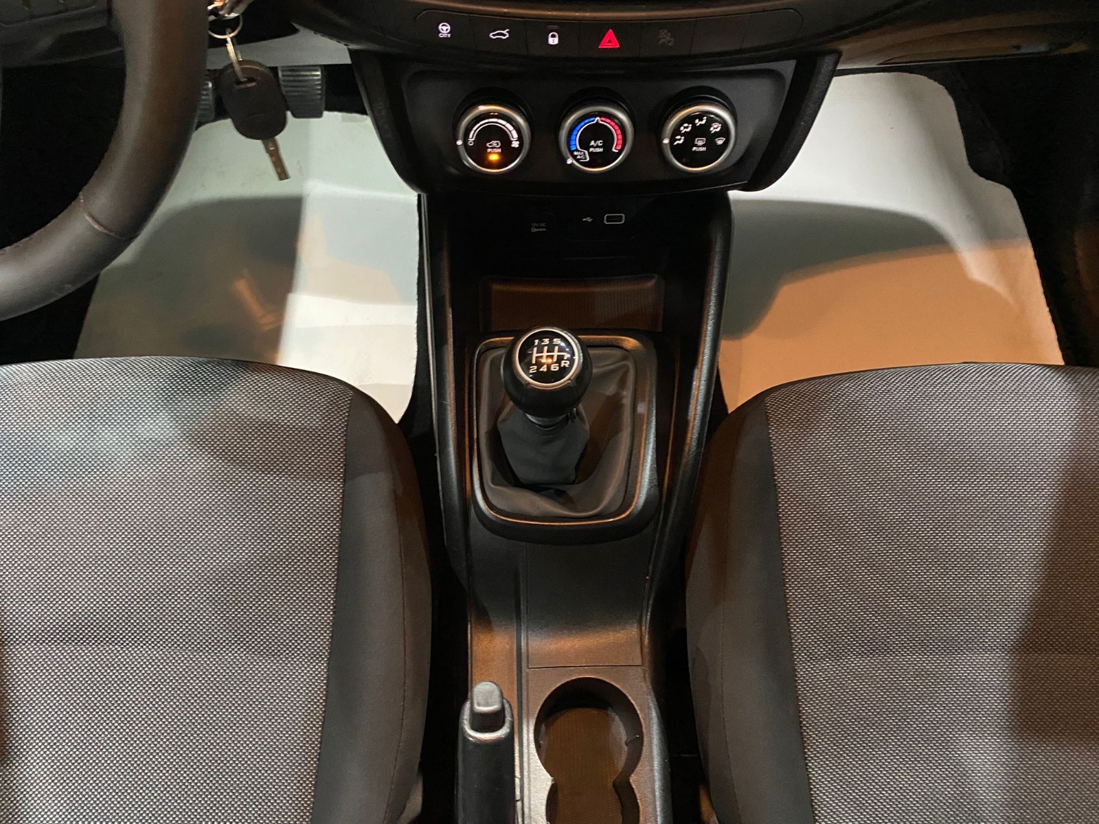 2023 Benzin Manuel Fiat Egea Mavi Gürel Tasarım Aksesuar Otomotiv San. Tic. Ltd. Şti.