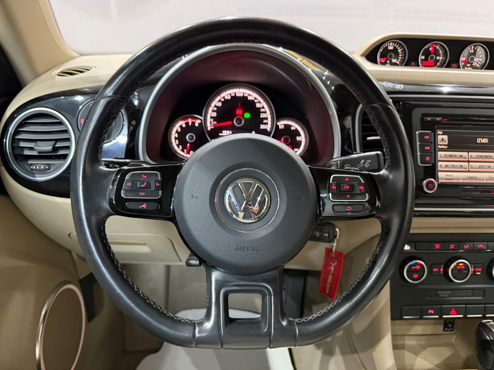 2013 Benzin Otomatik Volkswagen Beetle Siyah Gürel Tasarım Aksesuar Otomotiv San. Tic. Ltd. Şti.