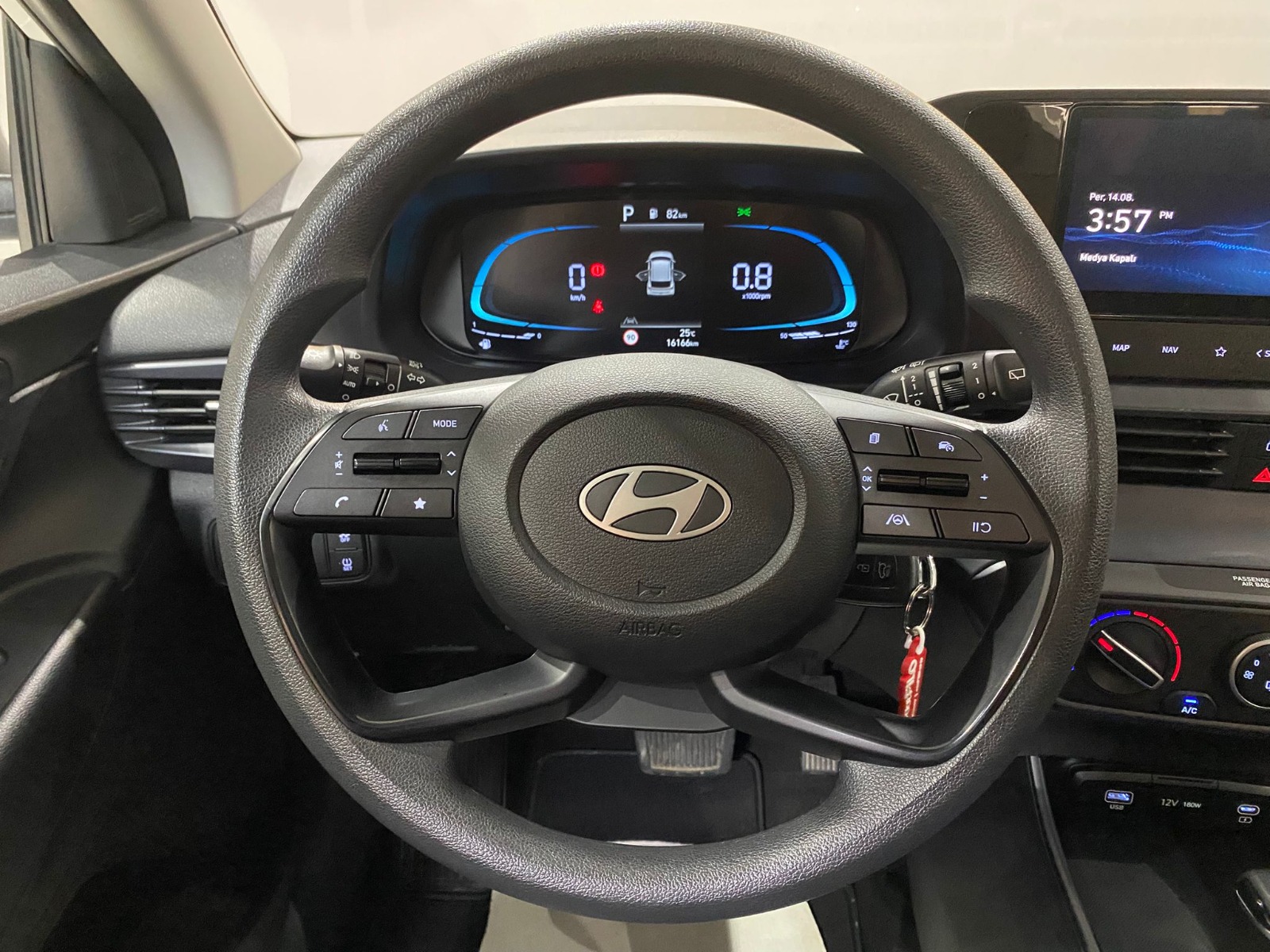 2024 Benzin Otomatik Hyundai i20 Beyaz Gürel Tasarım Aksesuar Otomotiv San. Tic. Ltd. Şti.