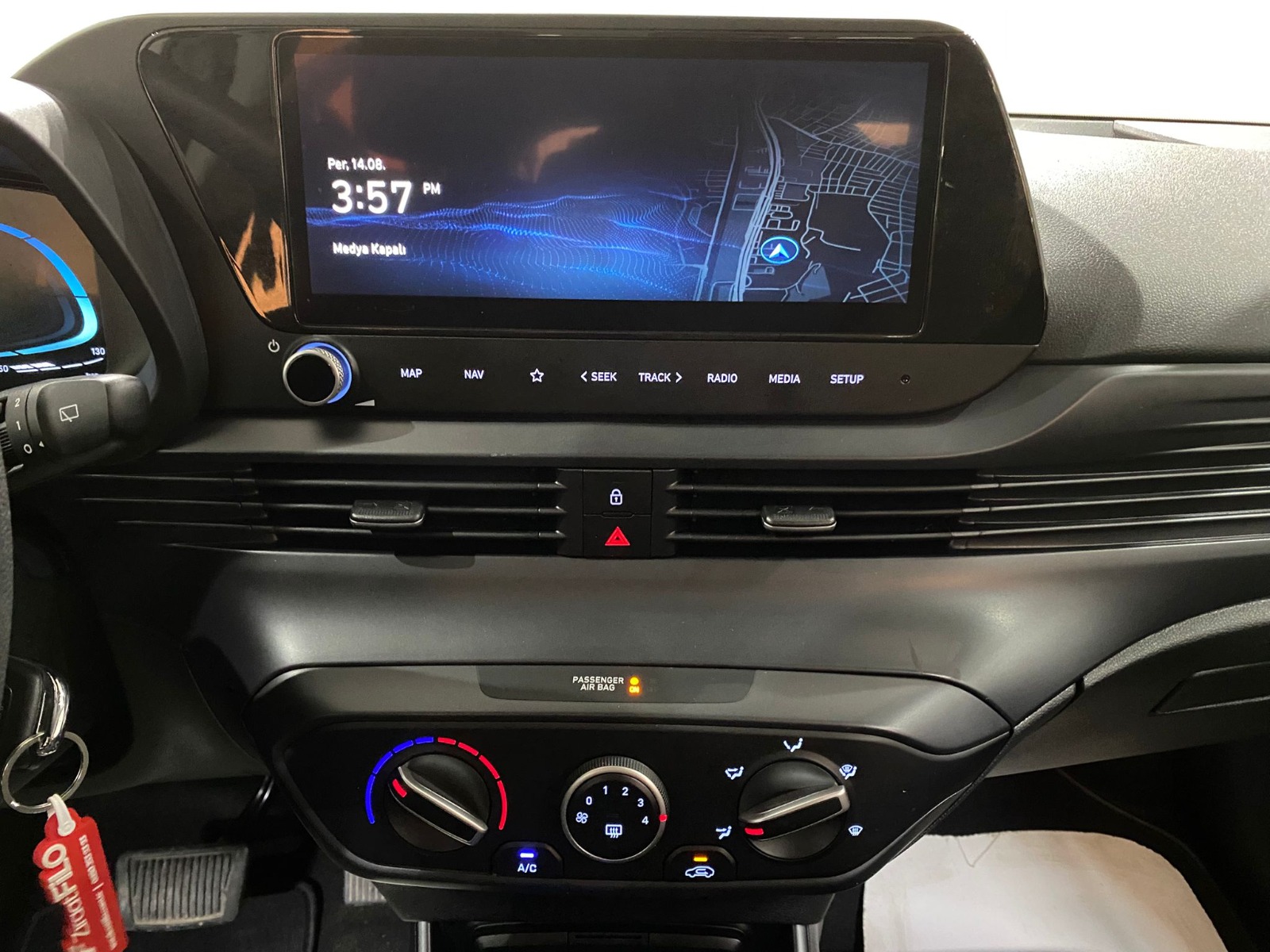 2024 Benzin Otomatik Hyundai i20 Beyaz Gürel Tasarım Aksesuar Otomotiv San. Tic. Ltd. Şti.