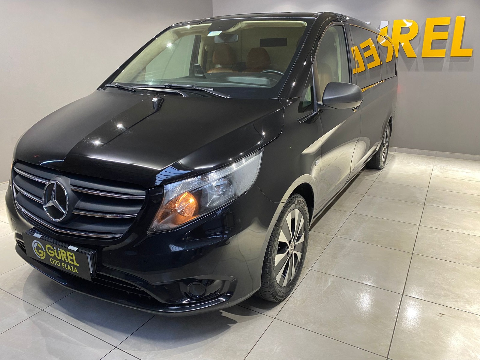 2022 Dizel Otomatik Mercedes-Benz Vito Siyah Gürel Tasarım Aksesuar Otomotiv San. Tic. Ltd. Şti.