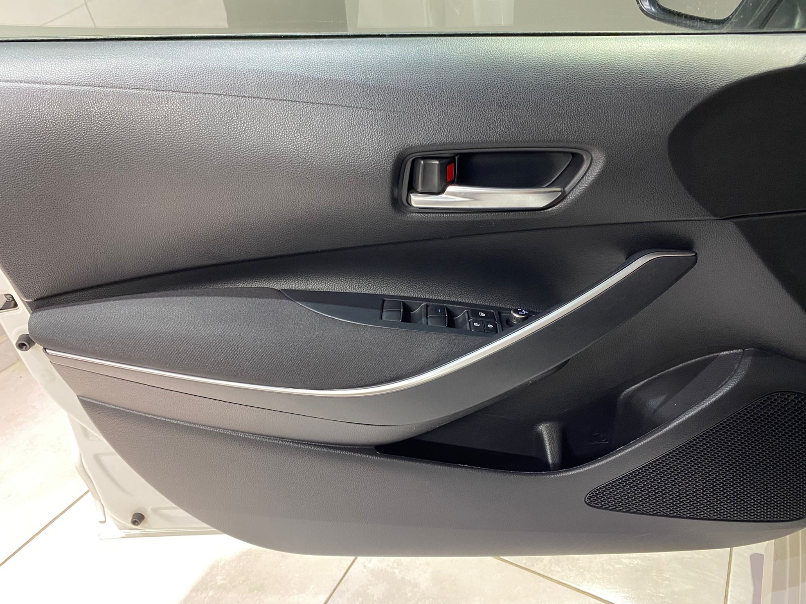 2022 Benzin Otomatik Toyota Corolla Beyaz Gürel Tasarım Aksesuar Otomotiv San. Tic. Ltd. Şti.