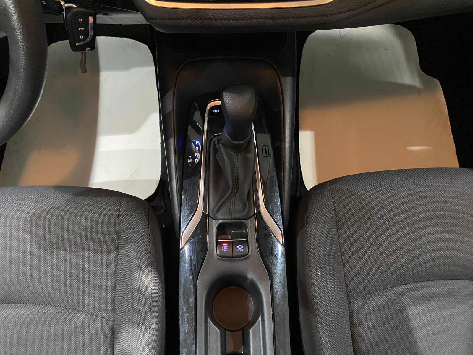 2022 Benzin Otomatik Toyota Corolla Beyaz Gürel Tasarım Aksesuar Otomotiv San. Tic. Ltd. Şti.