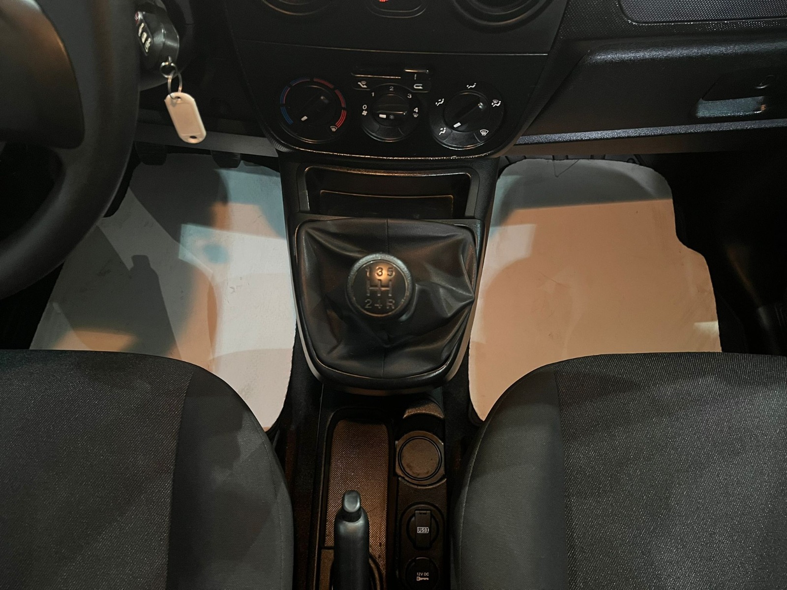 2023 Dizel Manuel Fiat Fiorino Beyaz Gürel Tasarım Aksesuar Otomotiv San. Tic. Ltd. Şti.