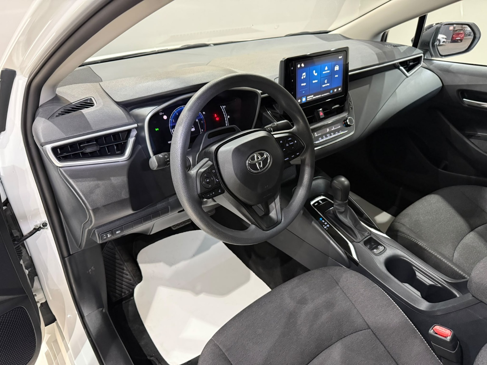2026 Benzin Otomatik Toyota Corolla Beyaz Gürel Tasarım Aksesuar Otomotiv San. Tic. Ltd. Şti.
