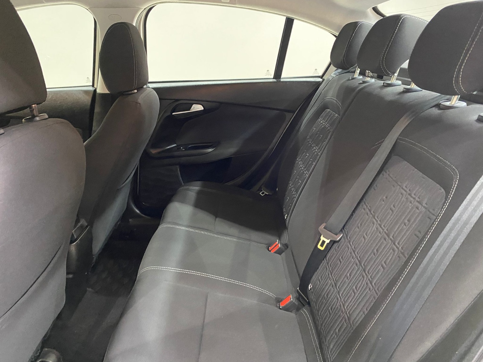 2024 Dizel Otomatik Fiat Egea Beyaz Gürel Tasarım Aksesuar Otomotiv San. Tic. Ltd. Şti.