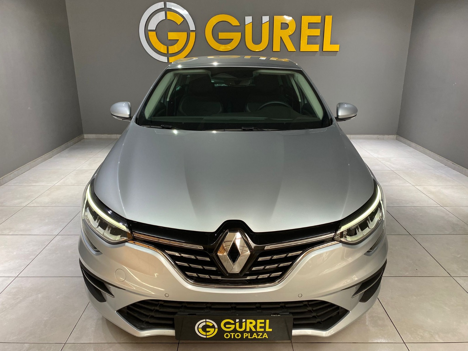 2024 Benzin Otomatik Renault Megane Gri Gürel Tasarım Aksesuar Otomotiv San. Tic. Ltd. Şti.