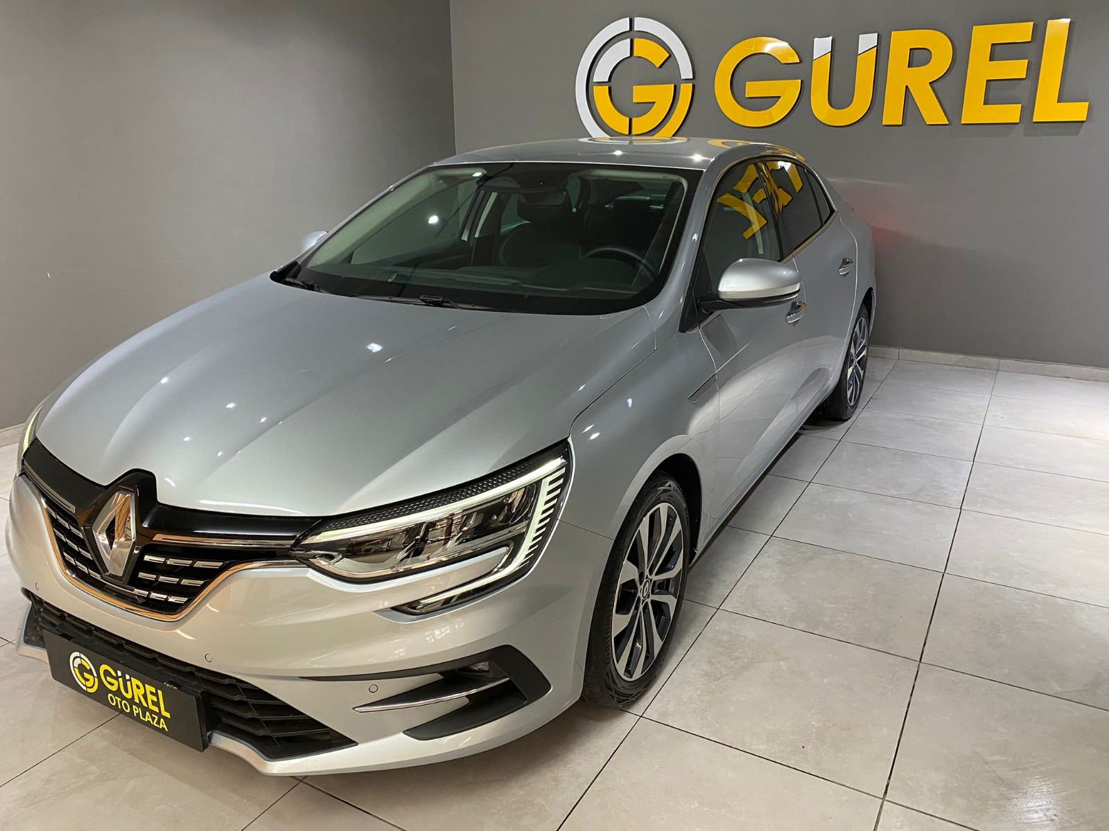 2024 Benzin Otomatik Renault Megane Gri Gürel Tasarım Aksesuar Otomotiv San. Tic. Ltd. Şti.