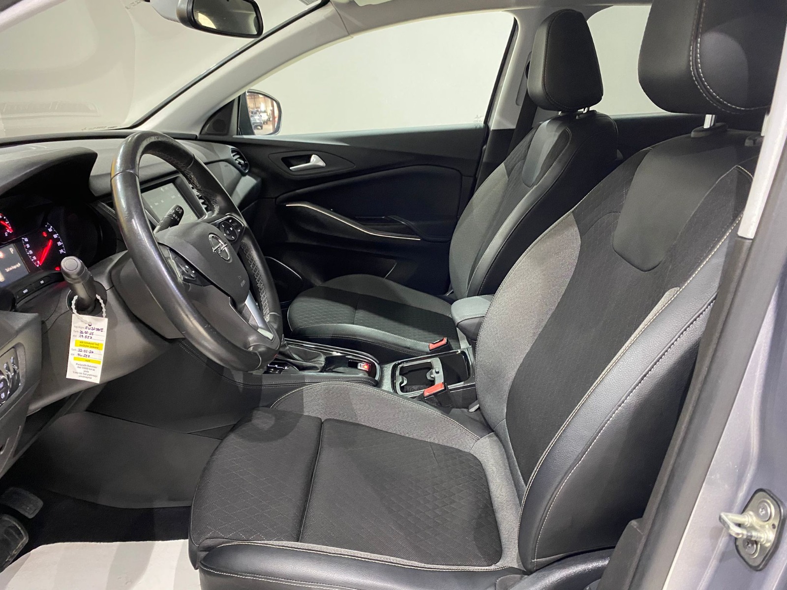 2019 Dizel Otomatik Opel Grandland X Gri Gürel Tasarım Aksesuar Otomotiv San. Tic. Ltd. Şti.