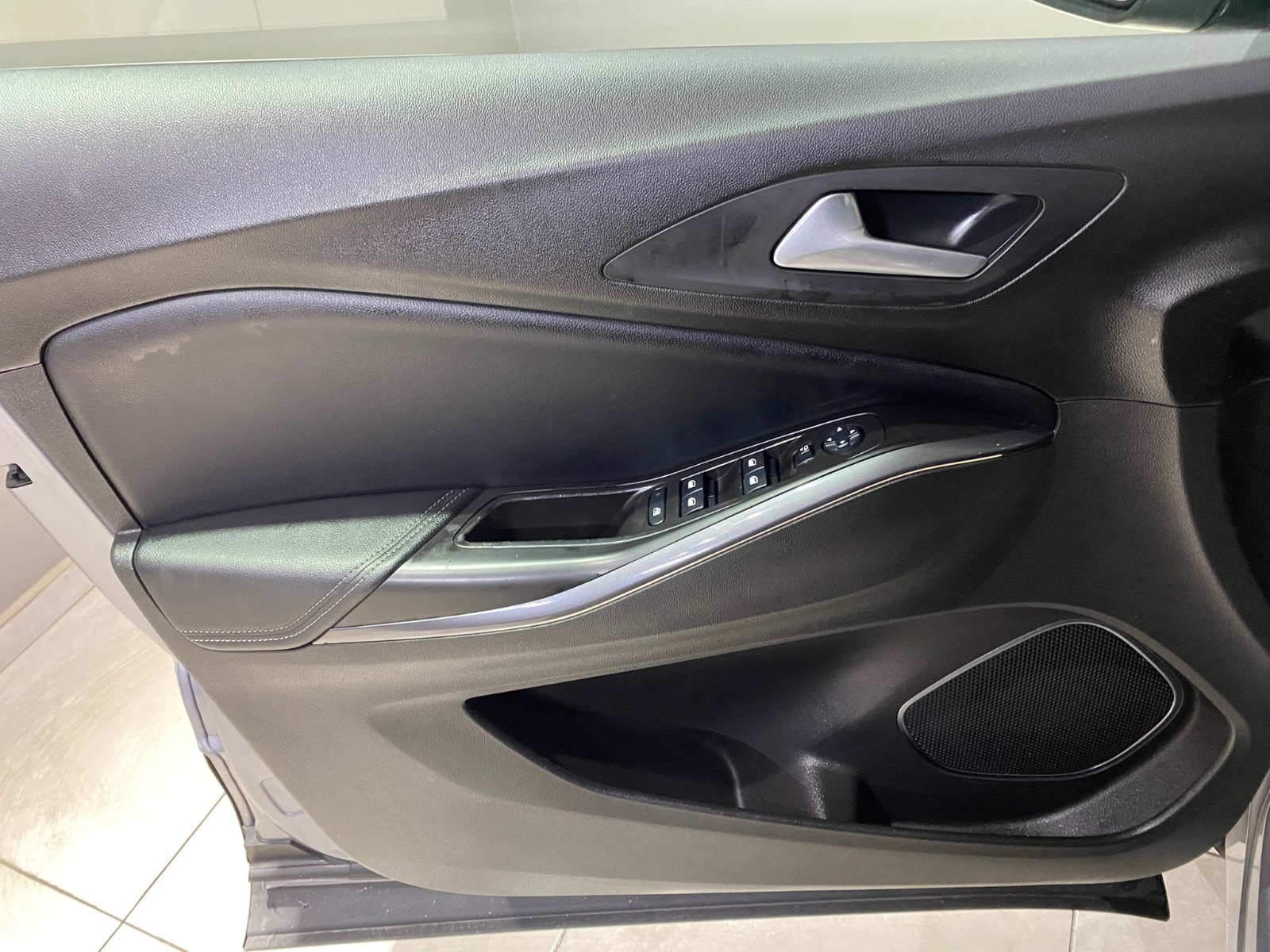 2019 Dizel Otomatik Opel Grandland X Gri Gürel Tasarım Aksesuar Otomotiv San. Tic. Ltd. Şti.