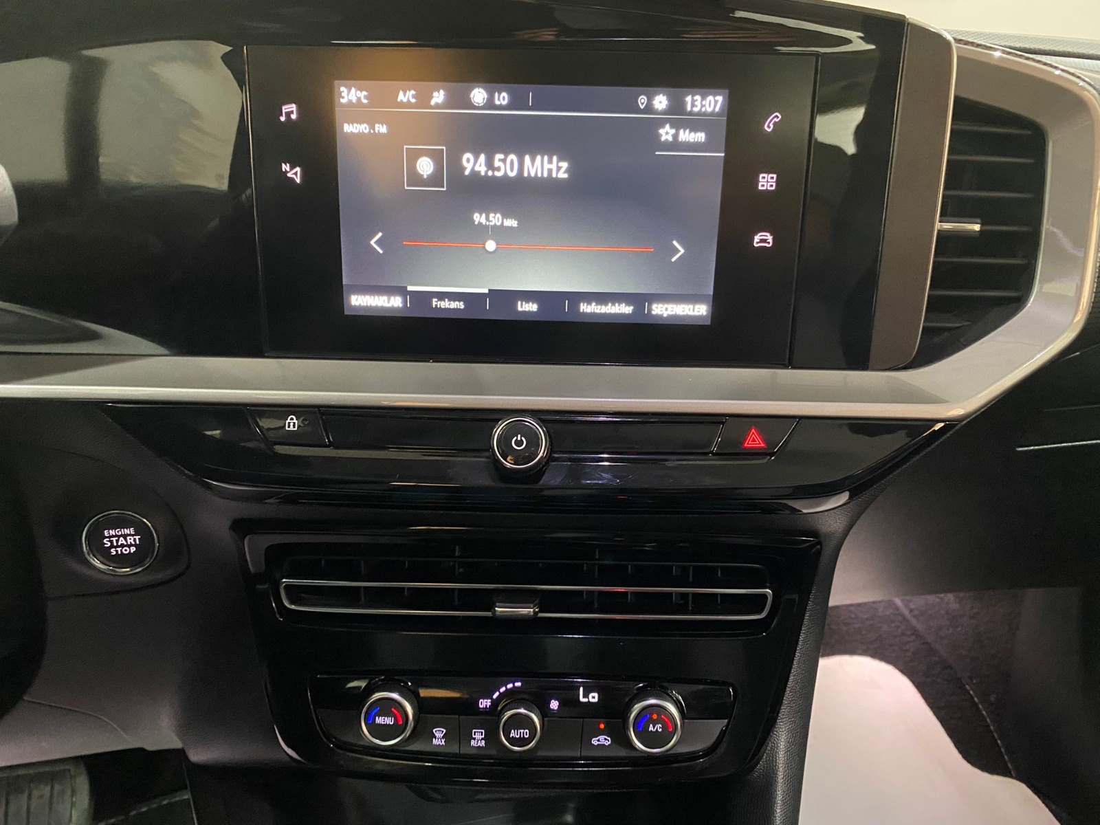 2024 Benzin Otomatik Opel Mokka Siyah Gürel Tasarım Aksesuar Otomotiv San. Tic. Ltd. Şti.