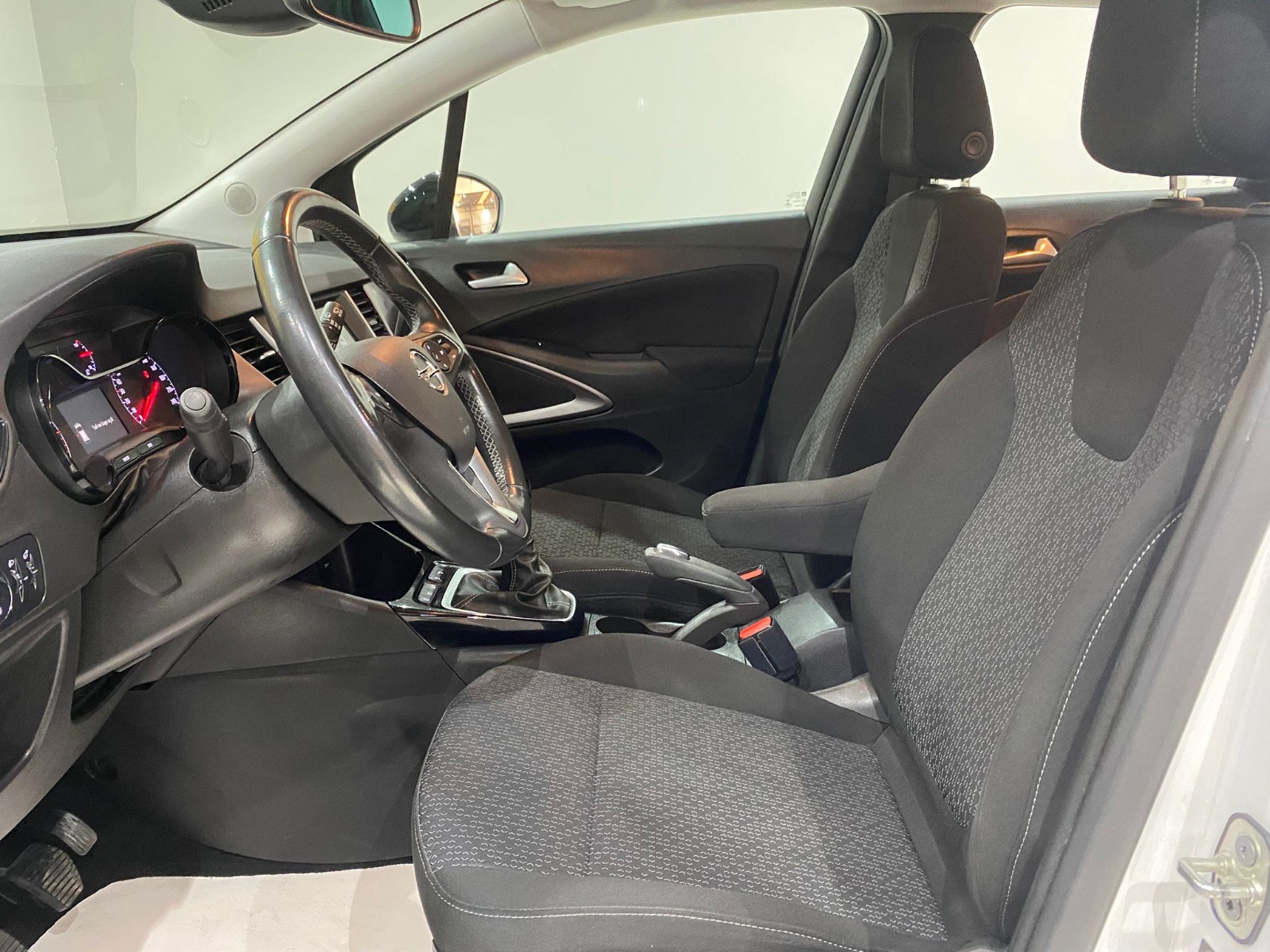 2022 Benzin Manuel Opel Crossland Beyaz Gürel Tasarım Aksesuar Otomotiv San. Tic. Ltd. Şti.