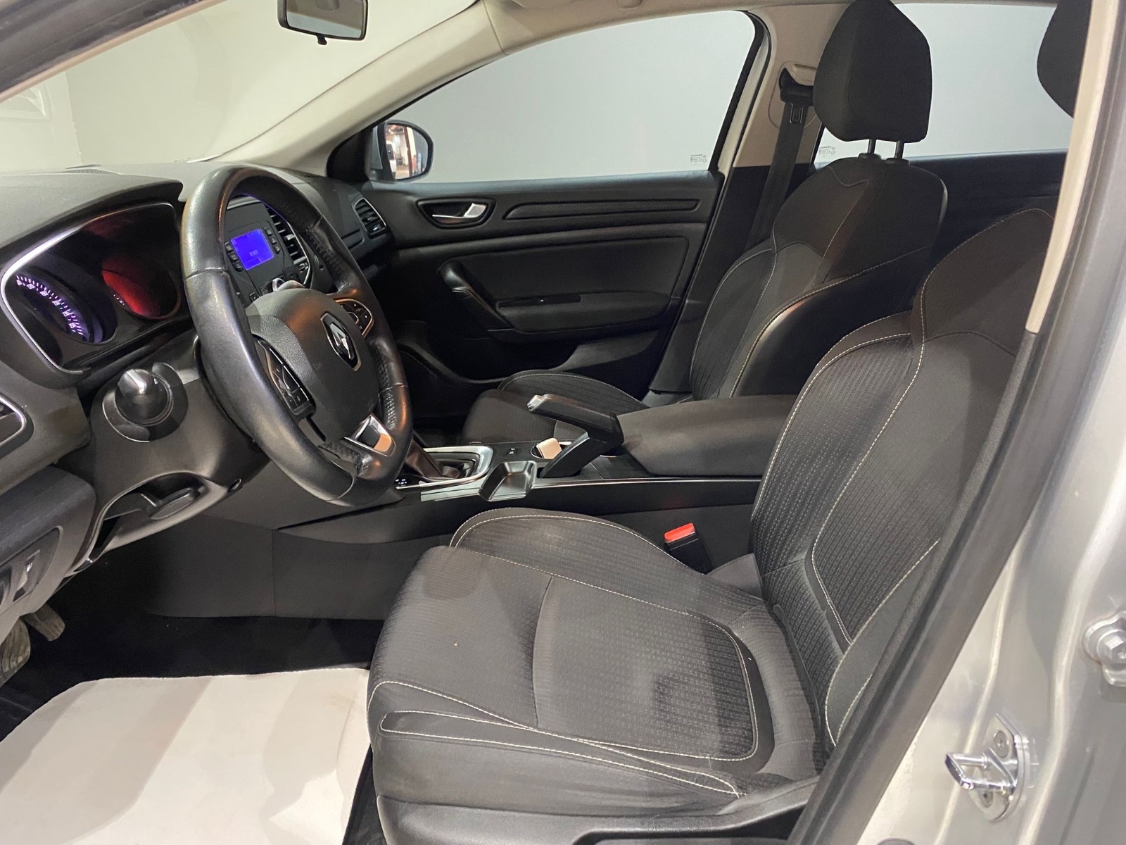 2019 Dizel Otomatik Renault Megane Gümüş Gri Gürel Tasarım Aksesuar Otomotiv San. Tic. Ltd. Şti.