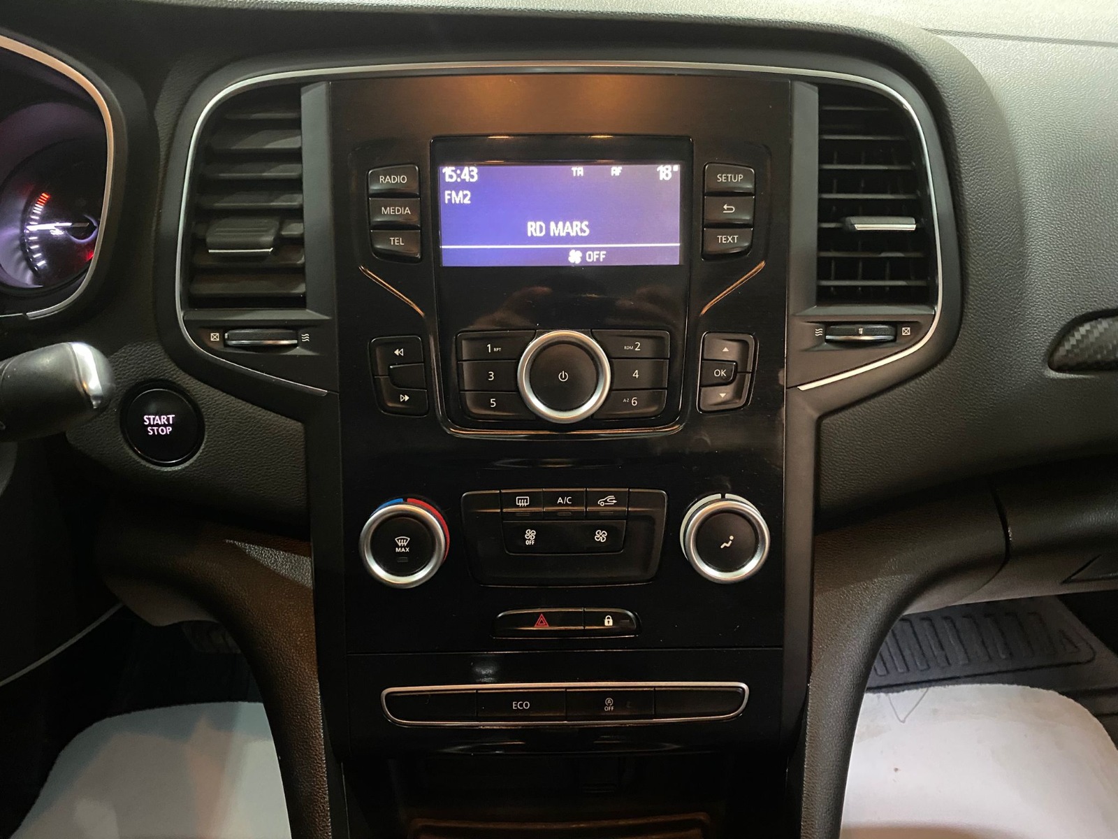 2019 Dizel Otomatik Renault Megane Gümüş Gri Gürel Tasarım Aksesuar Otomotiv San. Tic. Ltd. Şti.