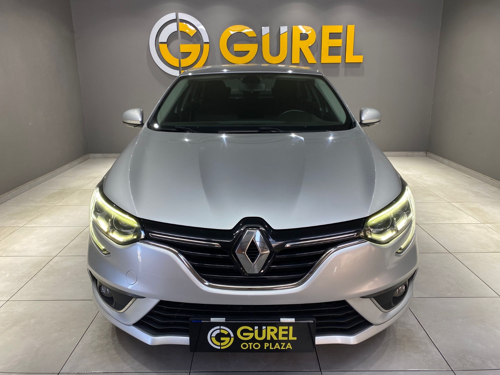 2019 Dizel Otomatik Renault Megane Gümüş Gri Gürel Tasarım Aksesuar Otomotiv San. Tic. Ltd. Şti.