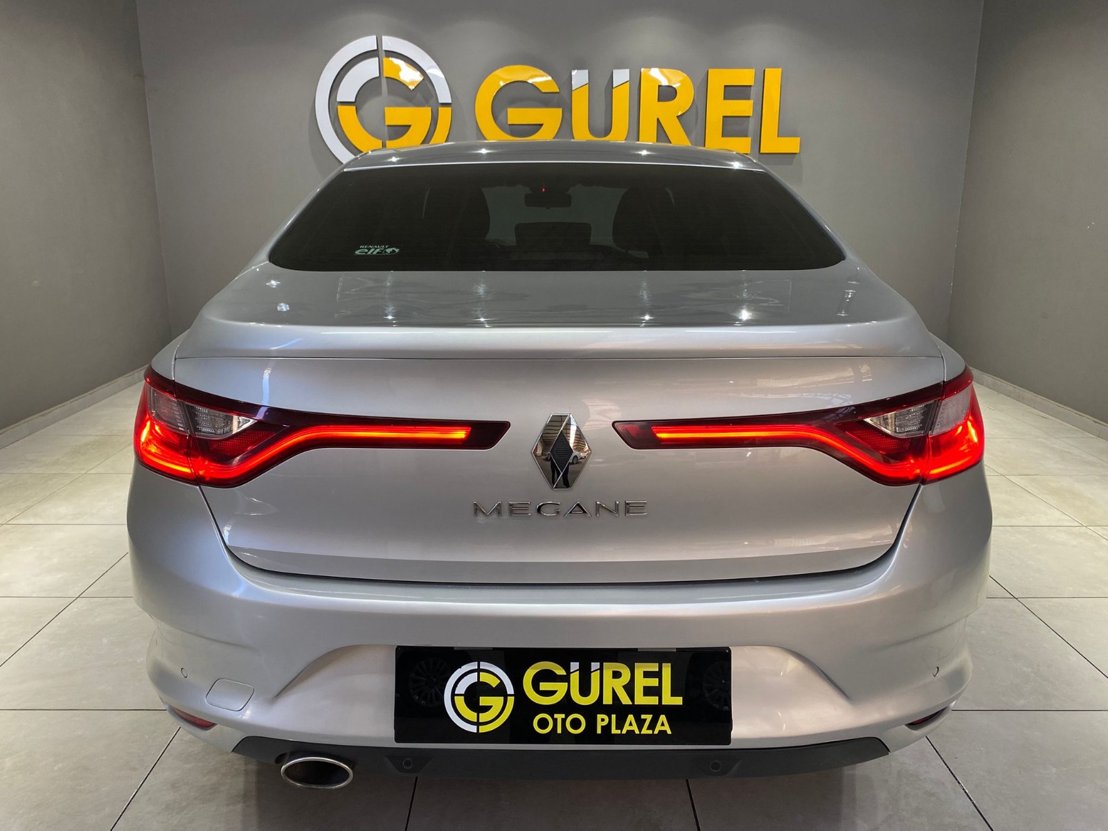 2019 Dizel Otomatik Renault Megane Gümüş Gri Gürel Tasarım Aksesuar Otomotiv San. Tic. Ltd. Şti.