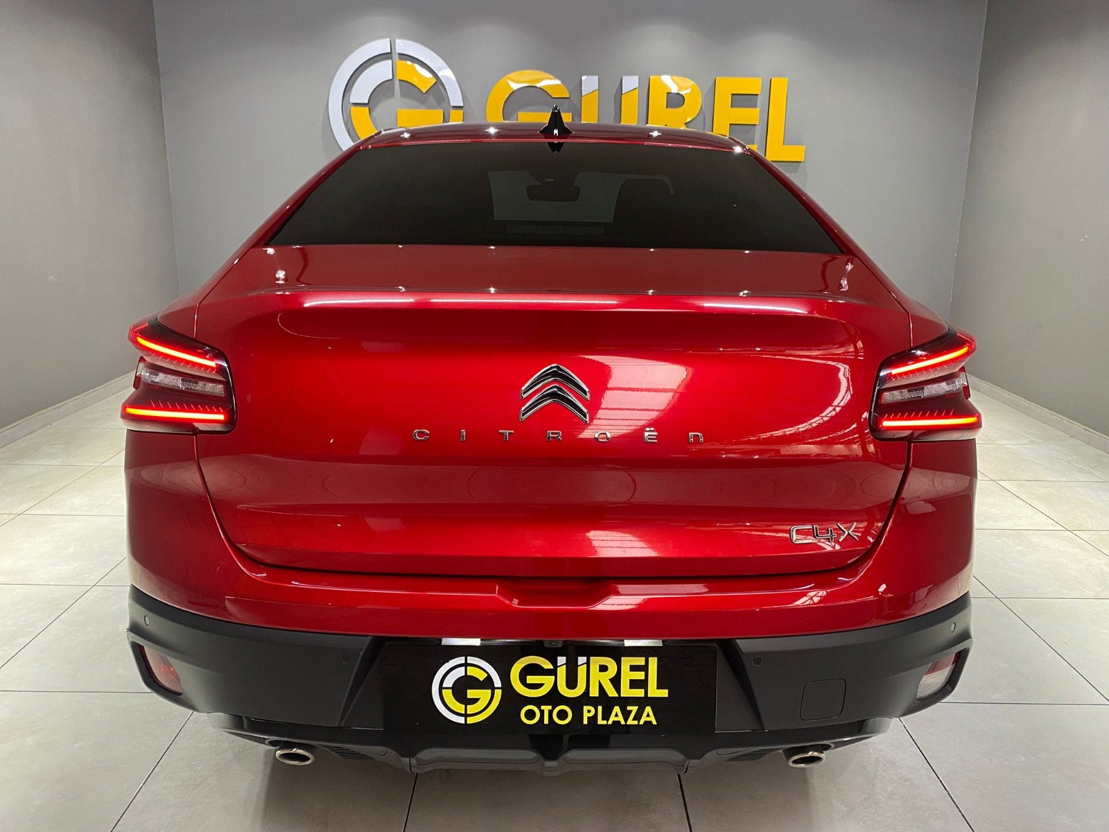 2023 Benzin Otomatik Citroen C4 X Kırmızı Gürel Tasarım Aksesuar Otomotiv San. Tic. Ltd. Şti.