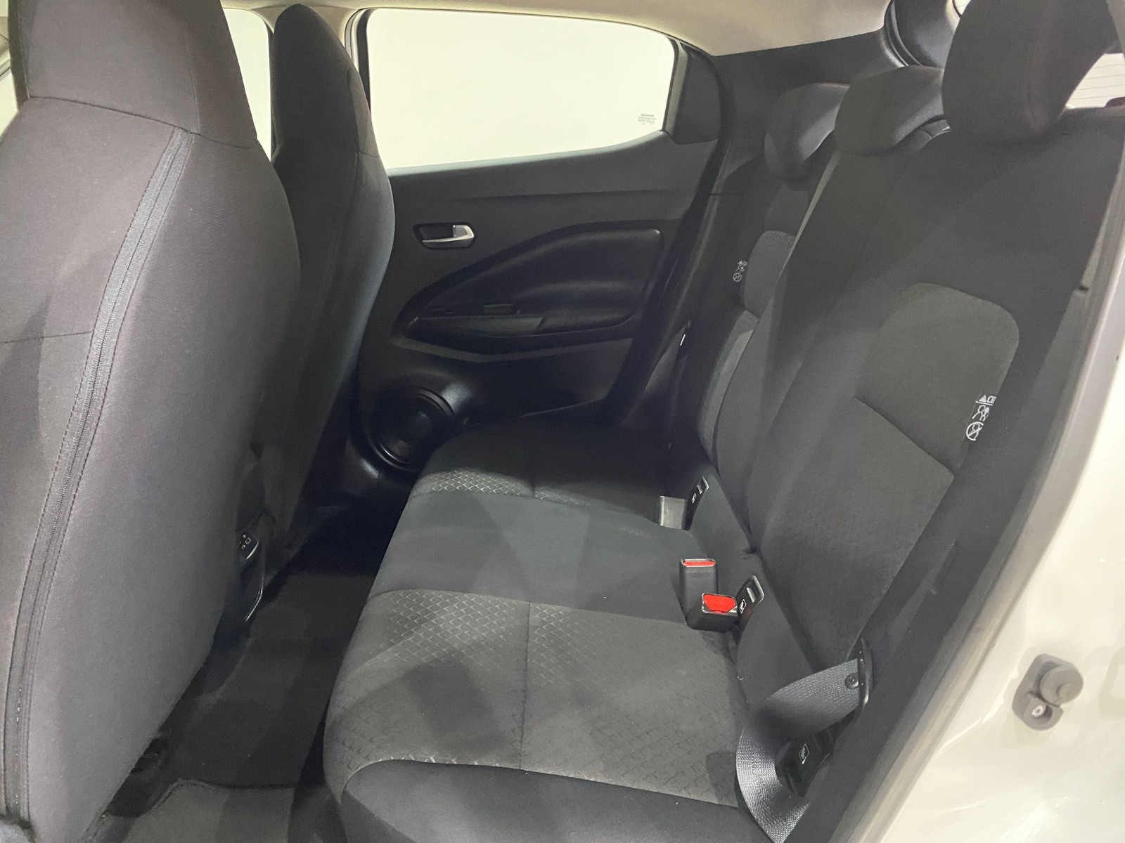 2024 Benzin Otomatik Nissan Juke Beyaz Gürel Tasarım Aksesuar Otomotiv San. Tic. Ltd. Şti.