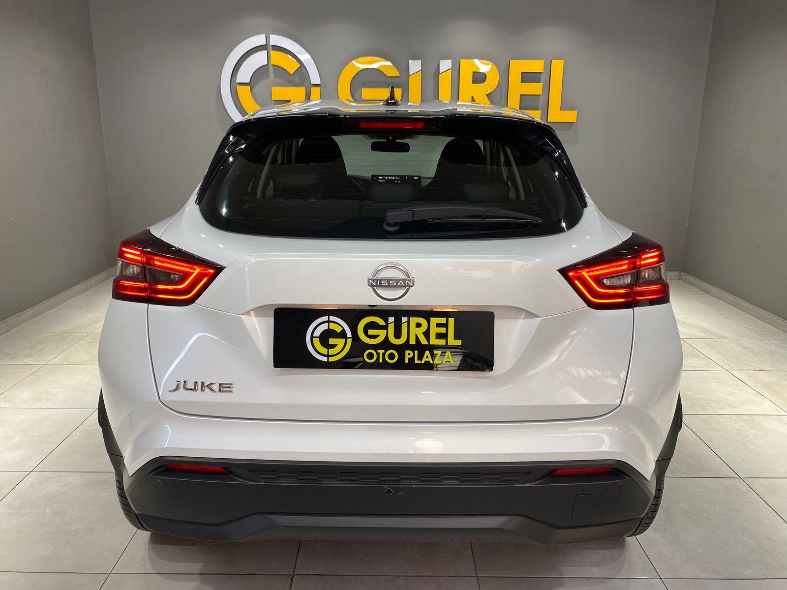 2024 Benzin Otomatik Nissan Juke Beyaz Gürel Tasarım Aksesuar Otomotiv San. Tic. Ltd. Şti.