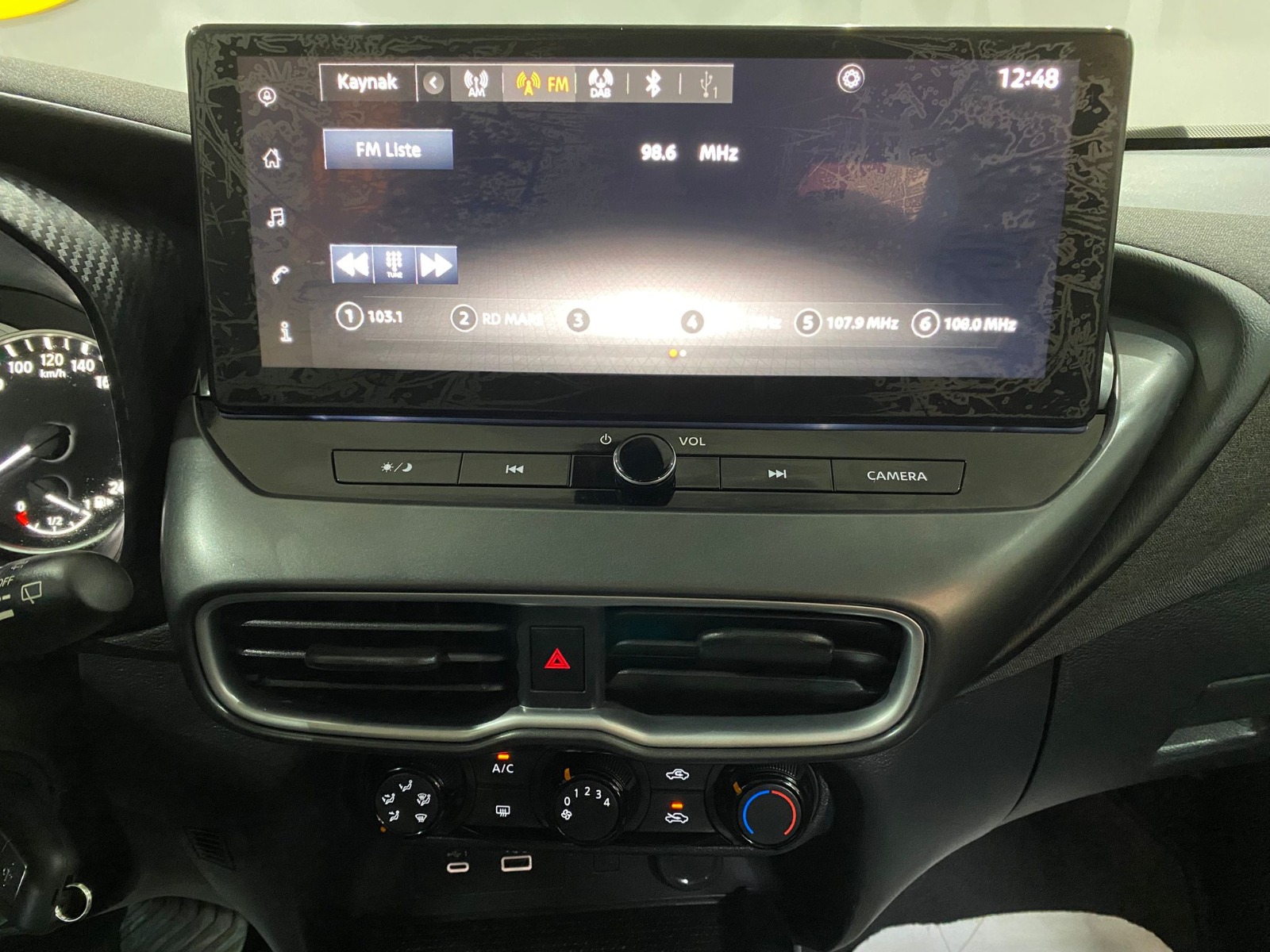 2024 Benzin Otomatik Nissan Juke Beyaz Gürel Tasarım Aksesuar Otomotiv San. Tic. Ltd. Şti.