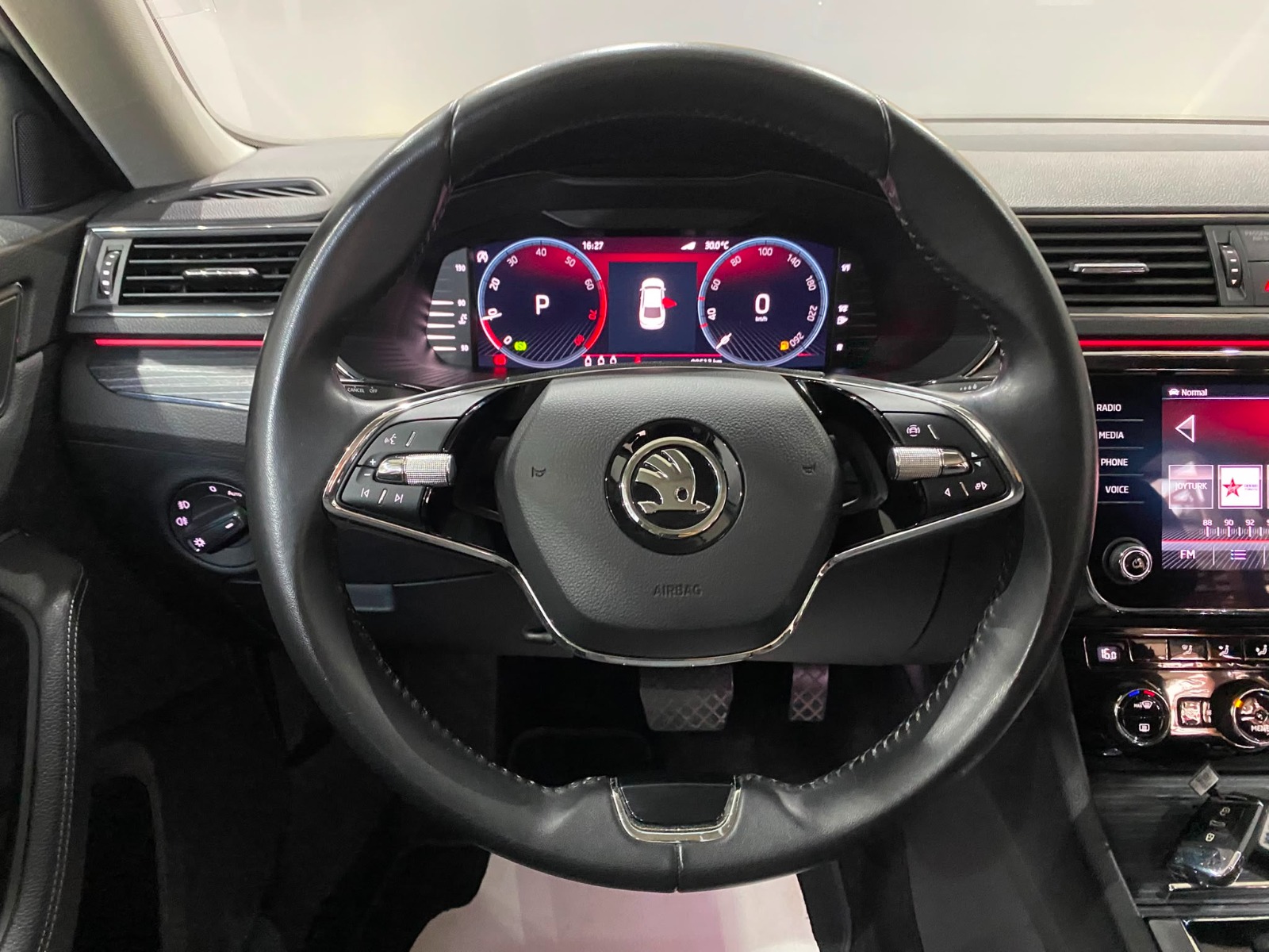 2023 Benzin Otomatik Skoda Superb Gri Gürel Tasarım Aksesuar Otomotiv San. Tic. Ltd. Şti.