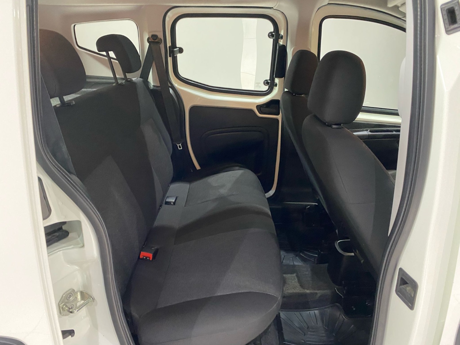 2024 Benzin Manuel Fiat Fiorino Beyaz Gürel Tasarım Aksesuar Otomotiv San. Tic. Ltd. Şti.