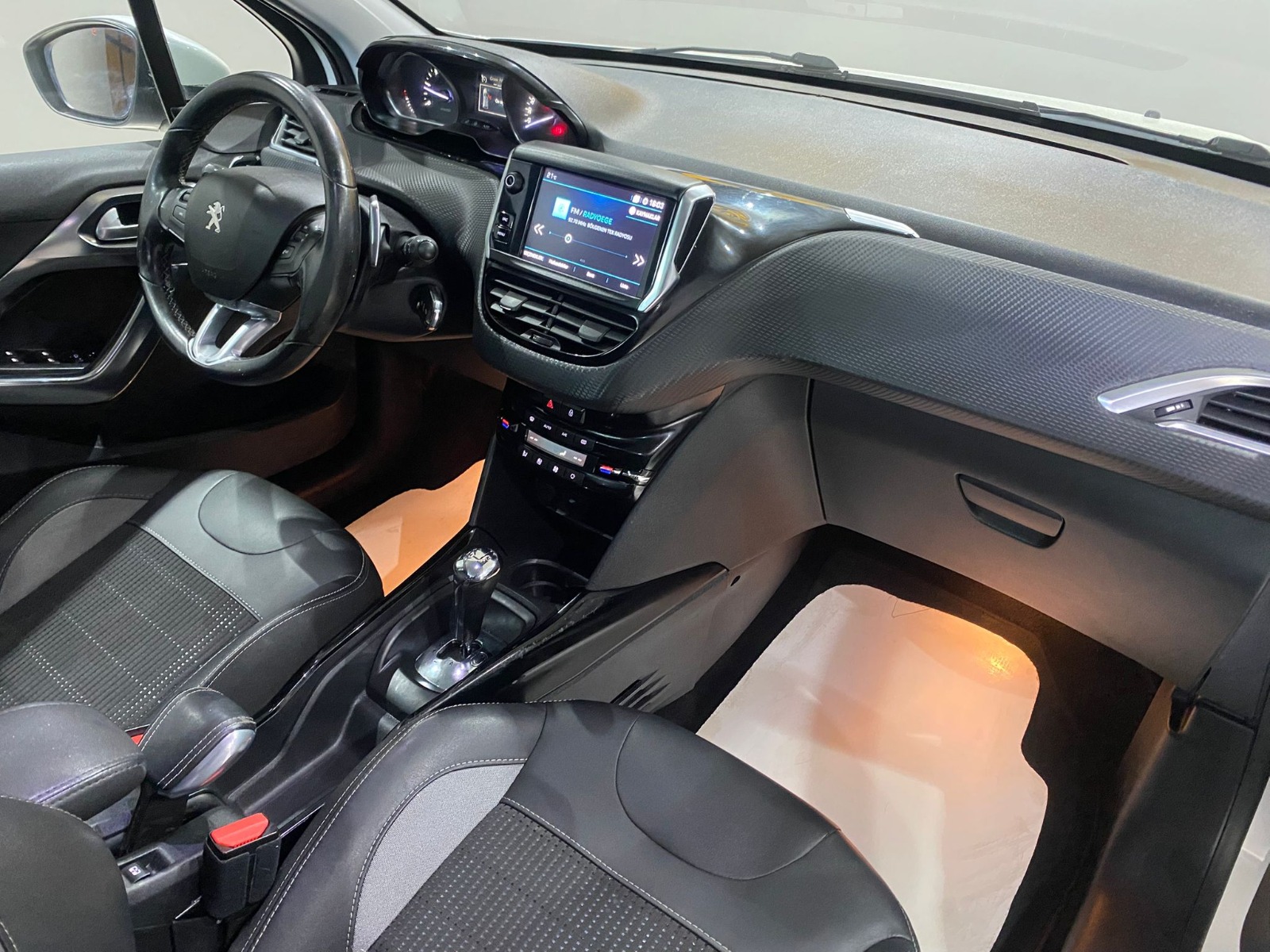 2017 Dizel Otomatik Peugeot 2008 Beyaz Gürel Tasarım Aksesuar Otomotiv San. Tic. Ltd. Şti.