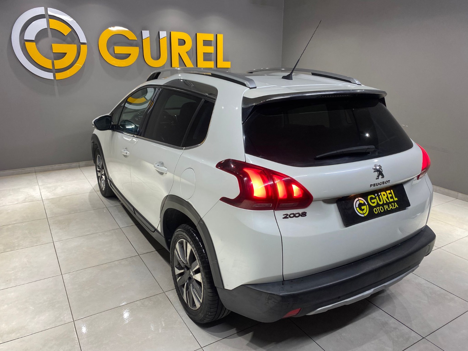 2017 Dizel Otomatik Peugeot 2008 Beyaz Gürel Tasarım Aksesuar Otomotiv San. Tic. Ltd. Şti.