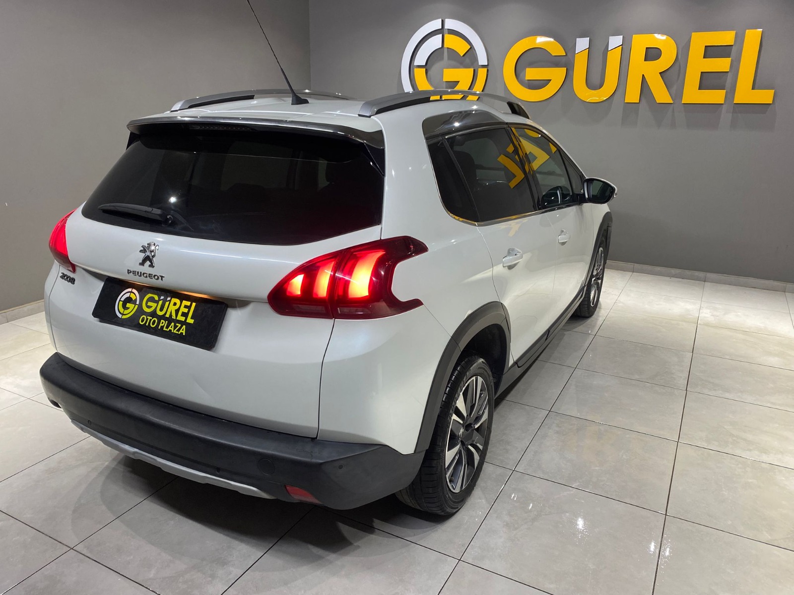 2017 Dizel Otomatik Peugeot 2008 Beyaz Gürel Tasarım Aksesuar Otomotiv San. Tic. Ltd. Şti.